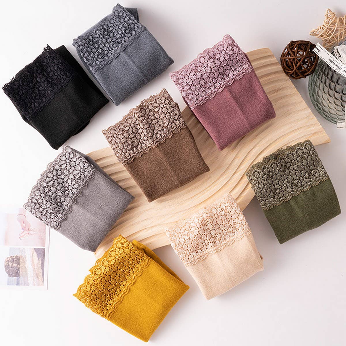 AUTUMN AND WINTER LACE SLEEPING SOCKS_CWMS0996