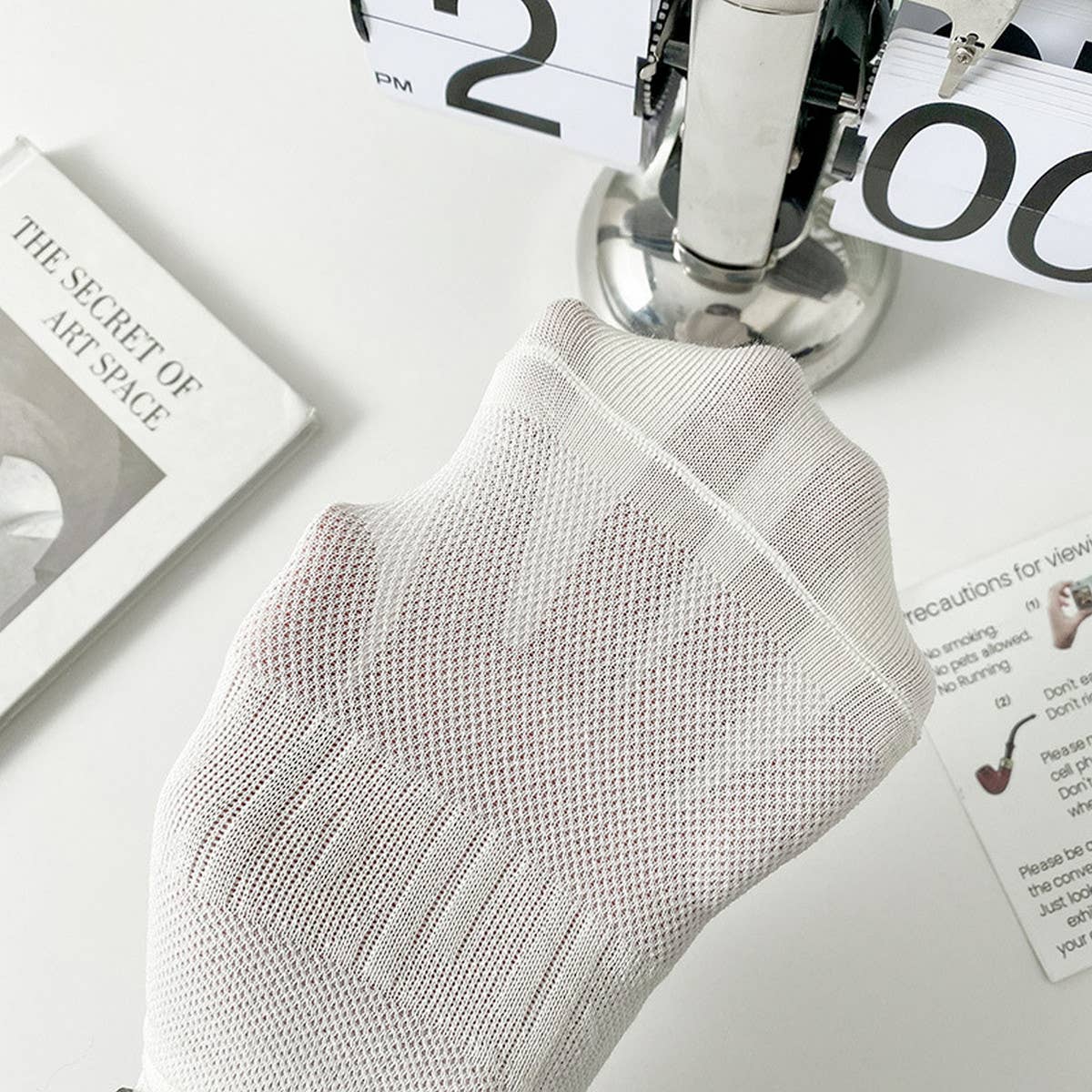 BLACK AND WHITE STRIPED MESH COTTON SOCKS_CWMS0956