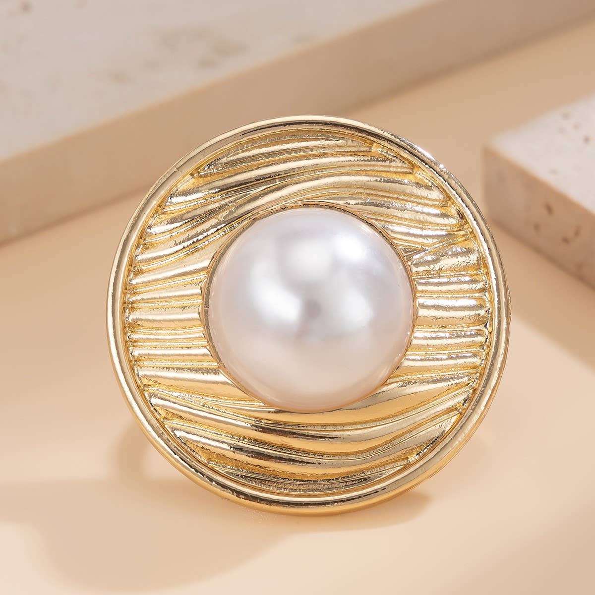 IRREGULAR GEOMETRIC ELLIPSE ALLOY WINDING RING_CWMM3229