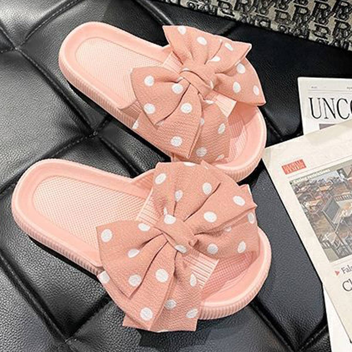 STYLISH THICK SOLED CUTE POLKA DOT BOW SLIPPERS_CWSHS0639