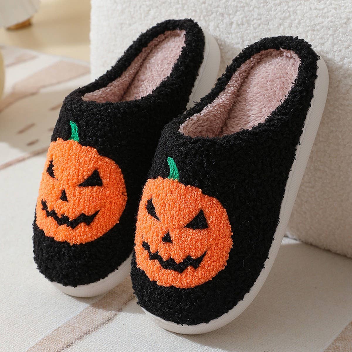 HALLOWEEN ATMOSPHERE SLIPPERS CUTE FUNNY AUTUMN WINTER