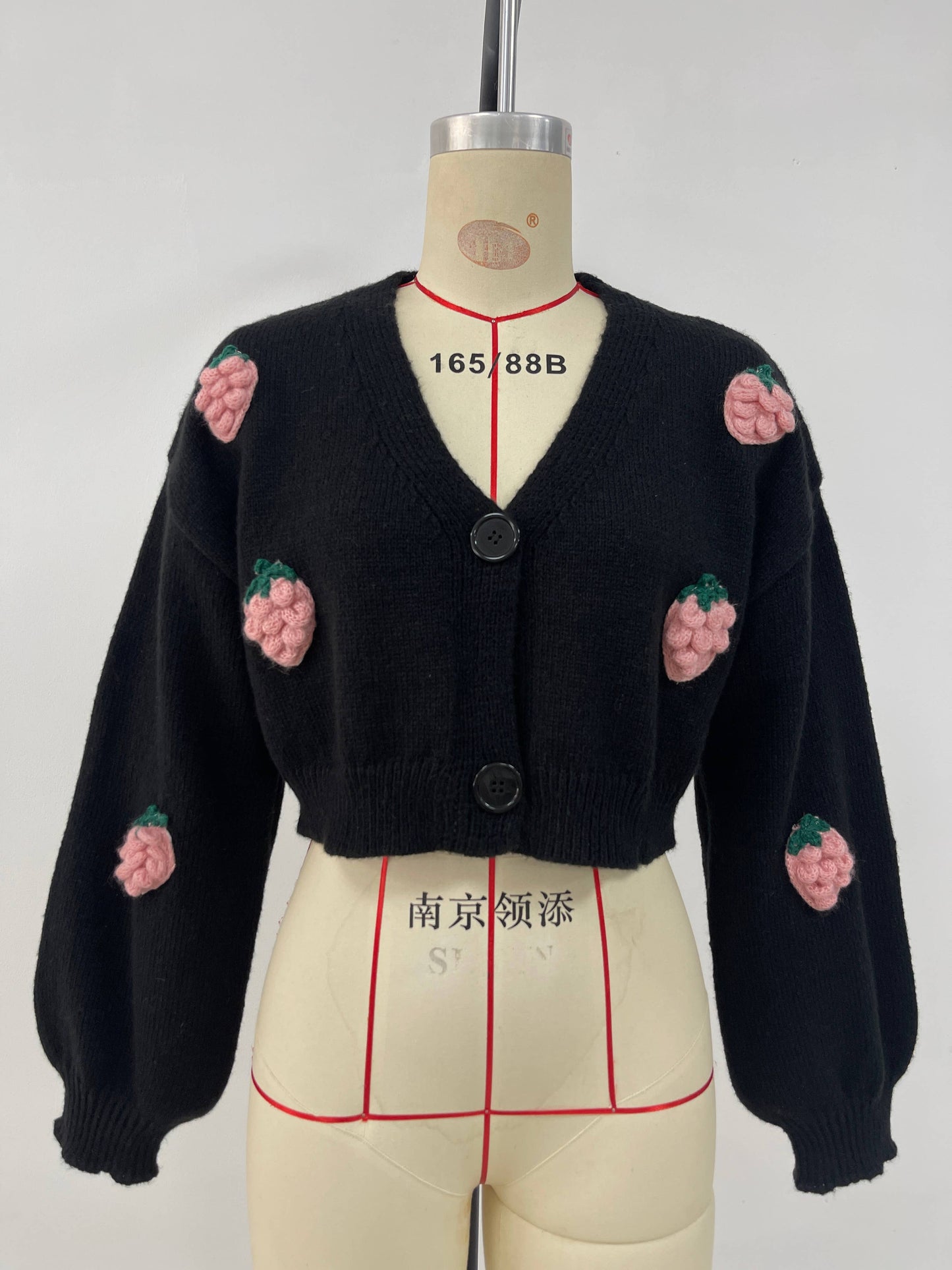 3D strawberry jacquard single-breasted cardigan
