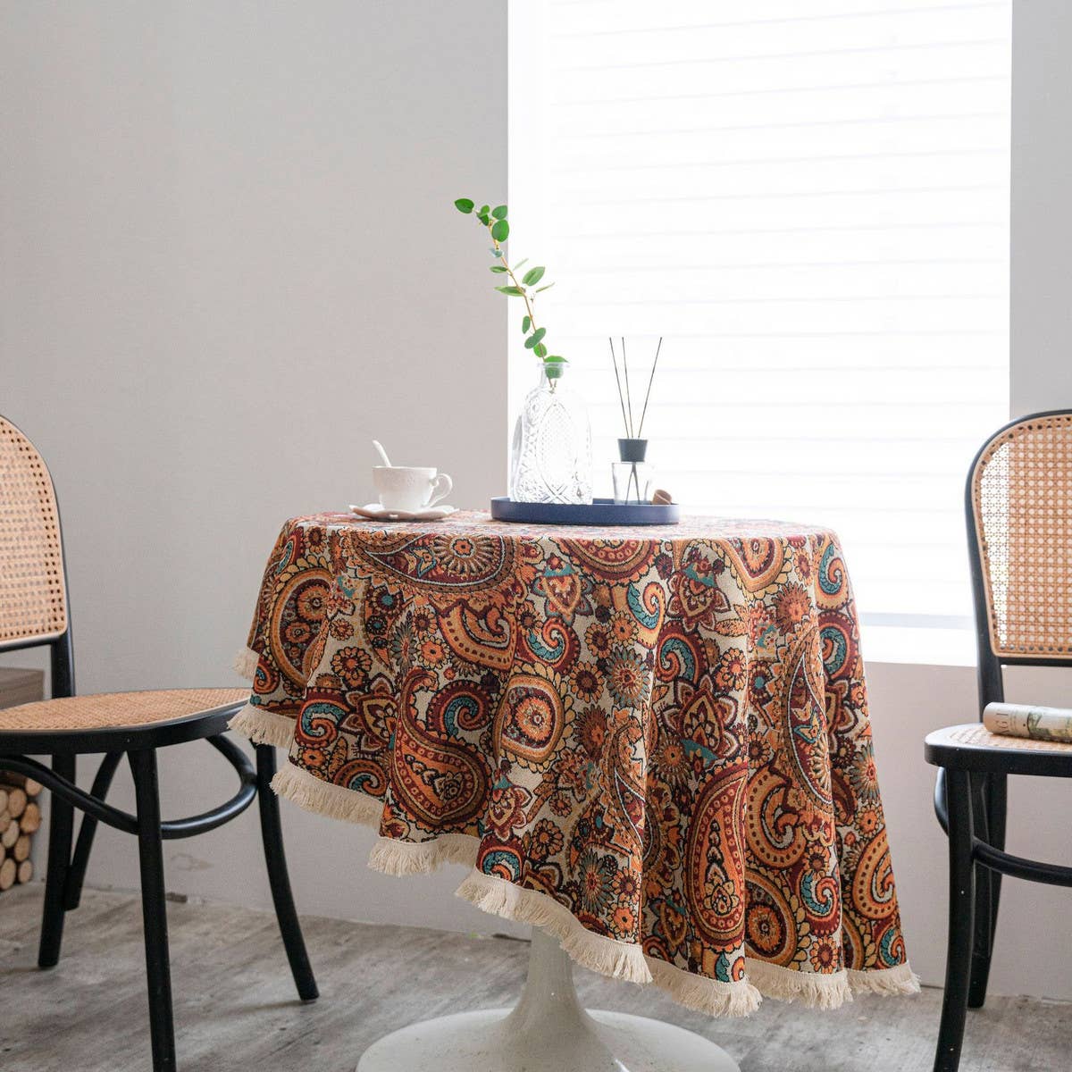 ROUND JACQUARD SUNFLOWER TABLECLOTH