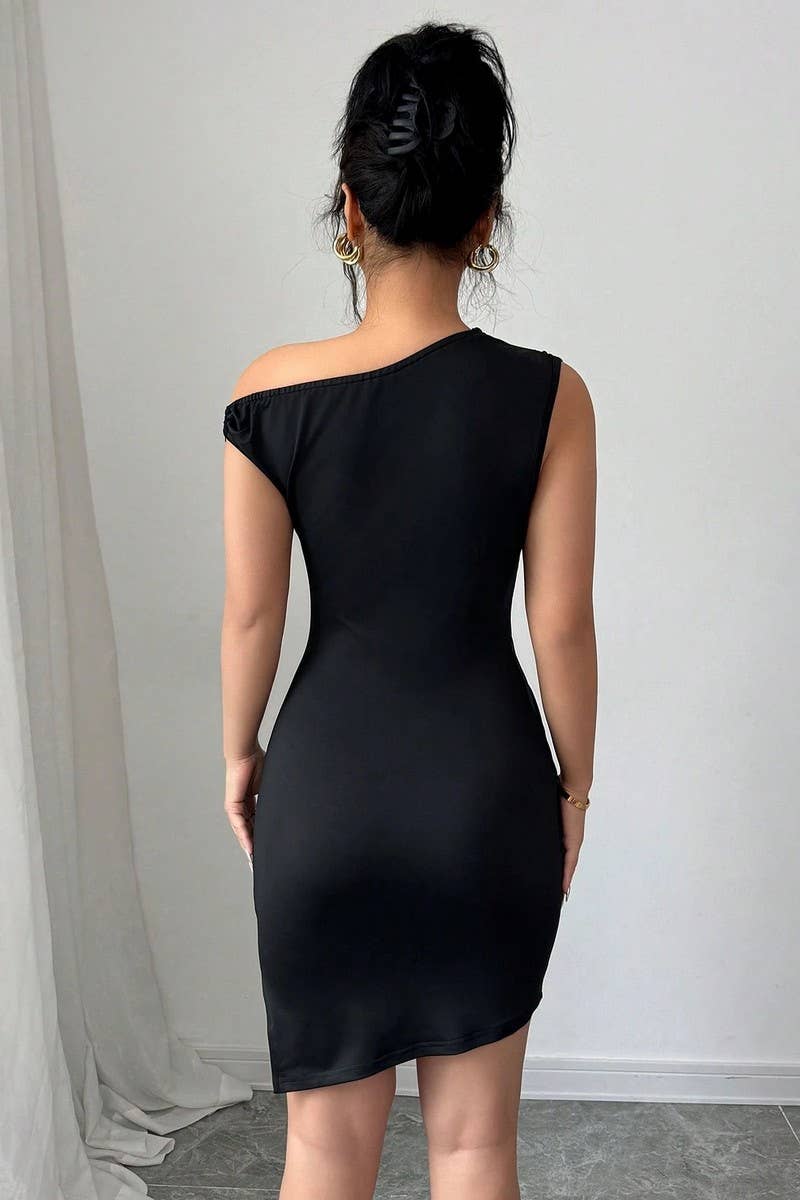 CWDSD8260_SLEEVELESS ASYM NECK RUCHED BODYCON DRESS