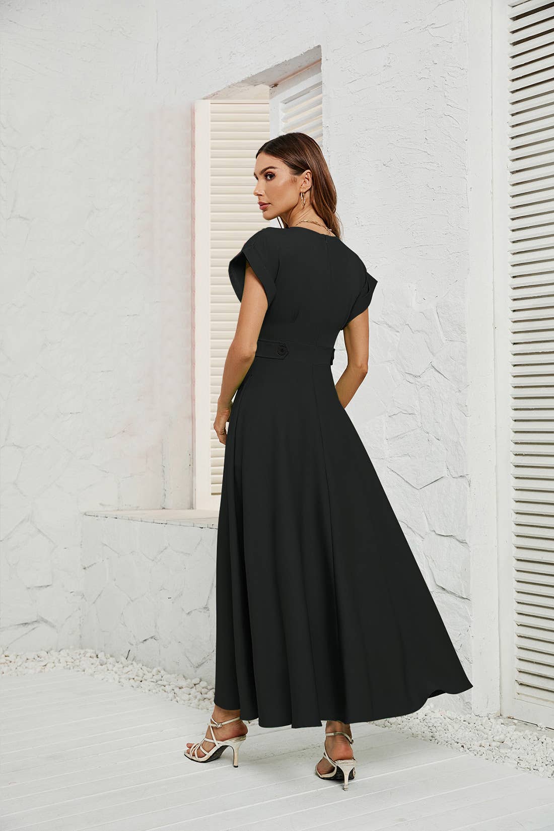 V-neck short-sleeved waist dress