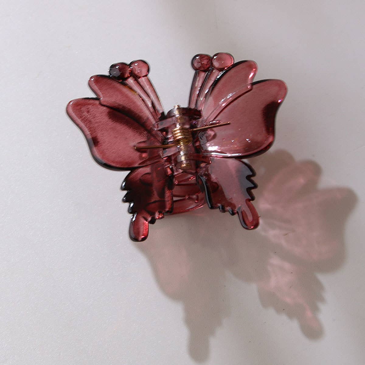 Hollowed-out spotted butterfly hair clippers