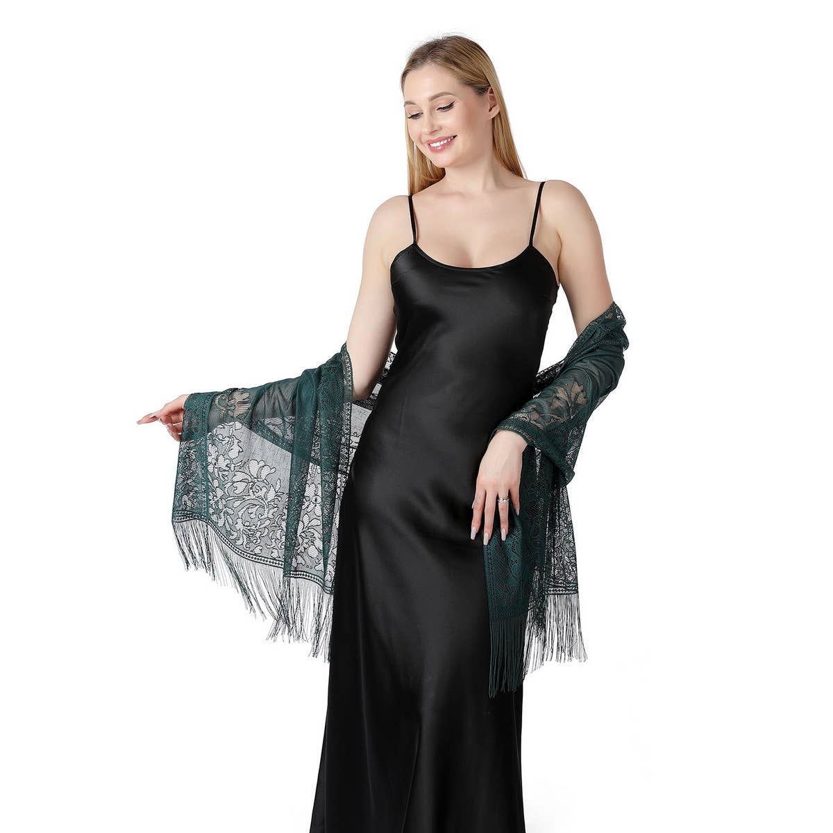 FASHIONABLE EVENING HOLLOW LACE SHAWL