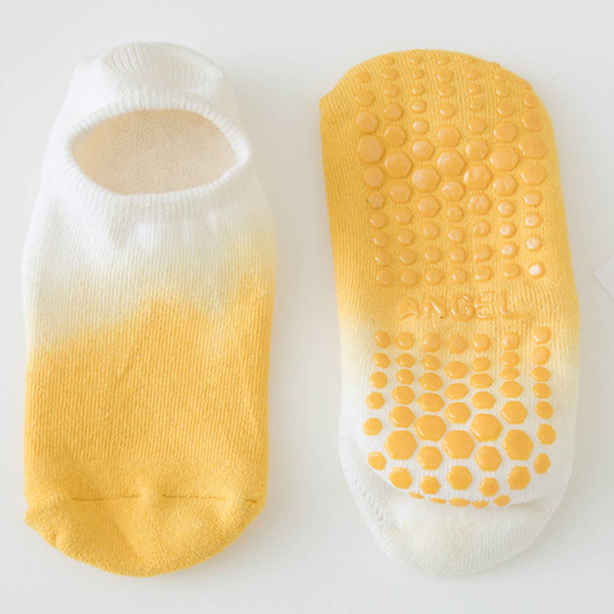 WOMEN SPORTS YOGA ANTI-SLIP BOAT SOCKS