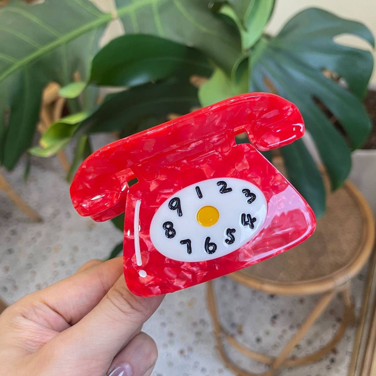 Retro Phone Clock Hair Claw - Cute Vintage Style_CWASC1597