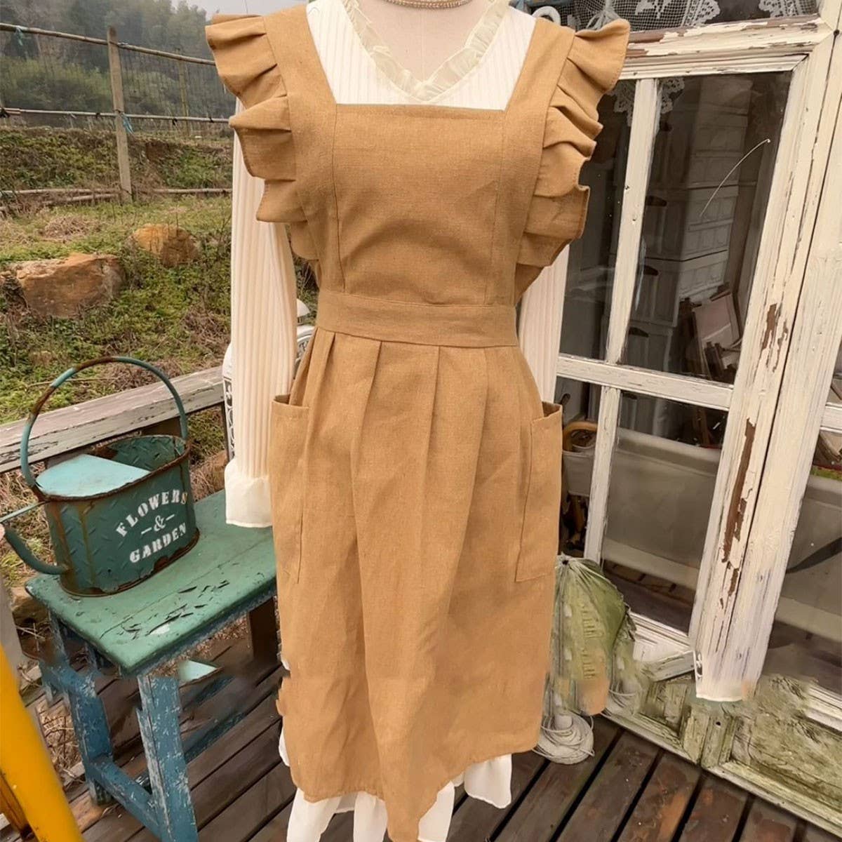 HOME CAFE ART FLORIST RUFFLED APRON