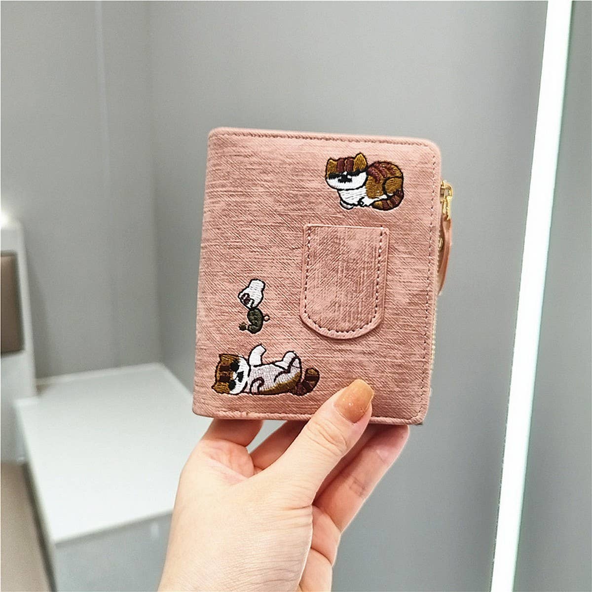 NEW RETRO EMBROIDERED CAT SHORT WALLET_CWAB2569