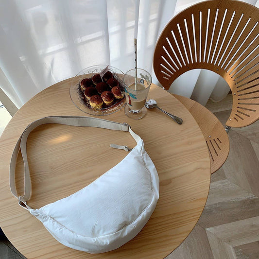 CWAB5811_RETRO STYLISH CROISSANT SHOULDER BAG