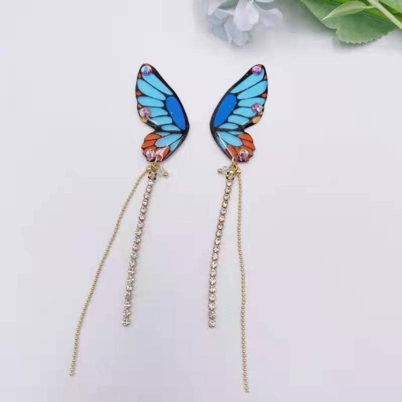 Personalized three-dimensional butterfly earrings