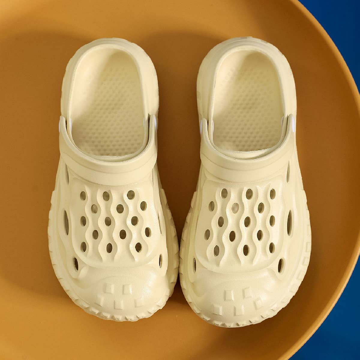 NEW STYLE CLOGS AND SLIPPERS FOR HOME USE_CWSHS0642