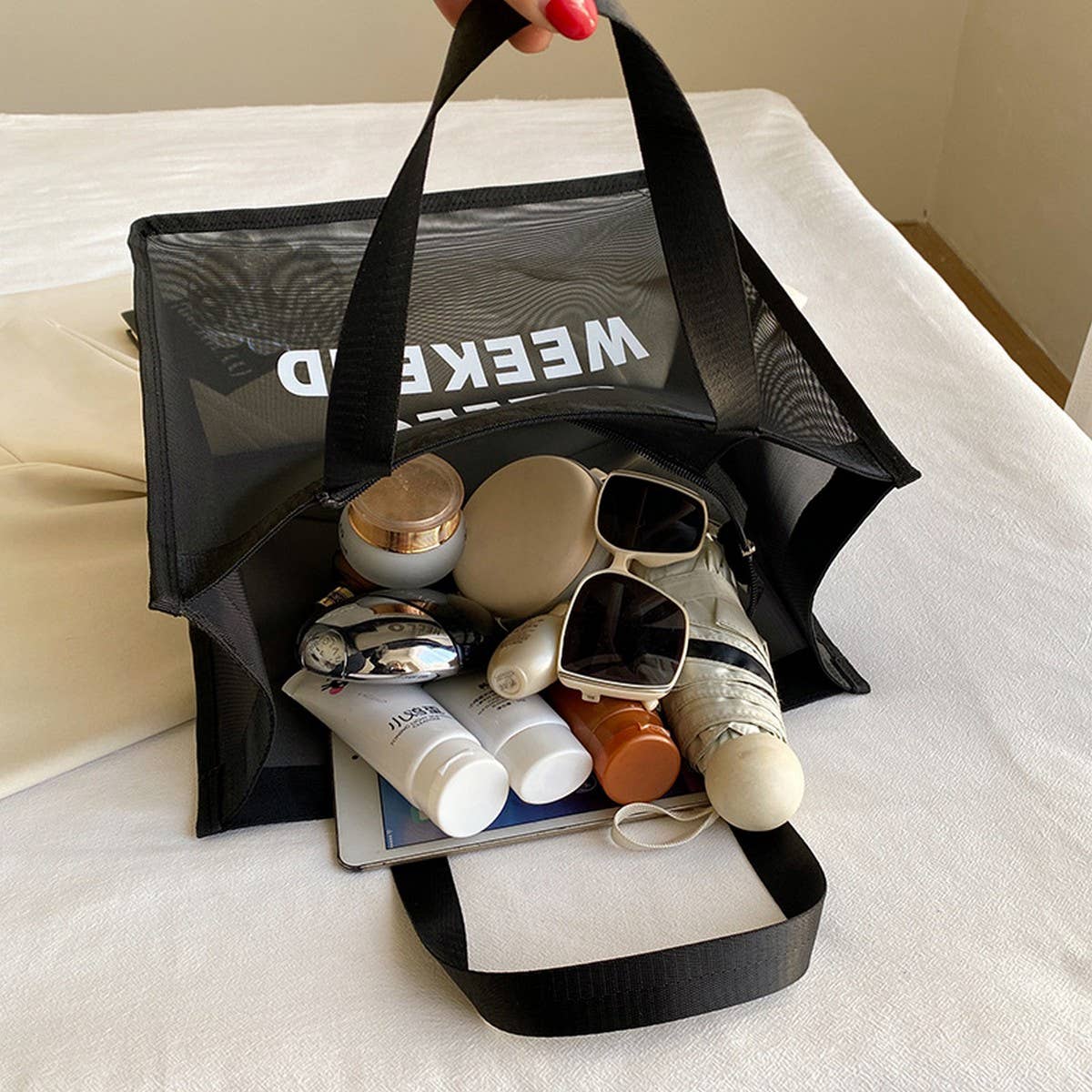 NEW LETTER MESH LARGE CAPACITY COSMETIC BAG_CWAB4455