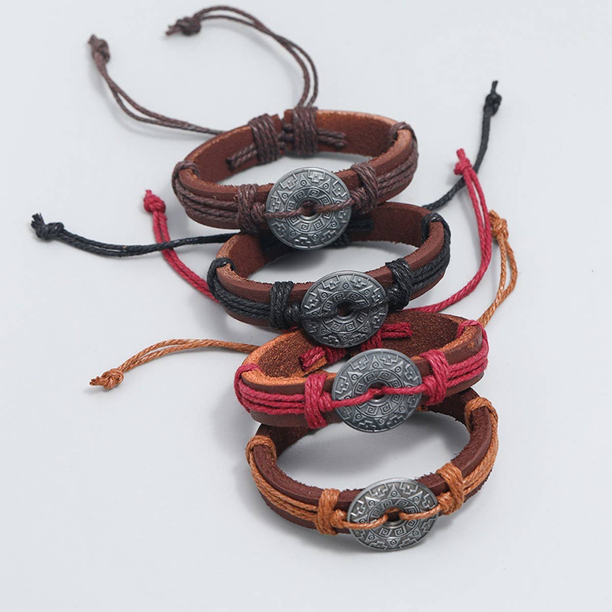 HAND-WOVEN ALLOY VINTAGE COWHIDE BRACELET
