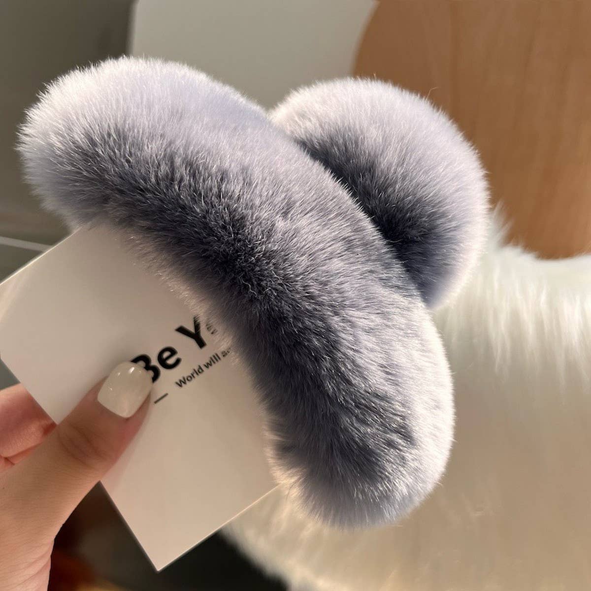 Large Real Rex Rabbit Fur Hair Claw - Cute & Cozy_CWAHA3302