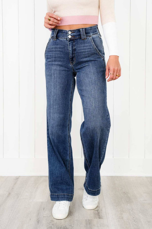 Blue casual wash straight leg style jeans