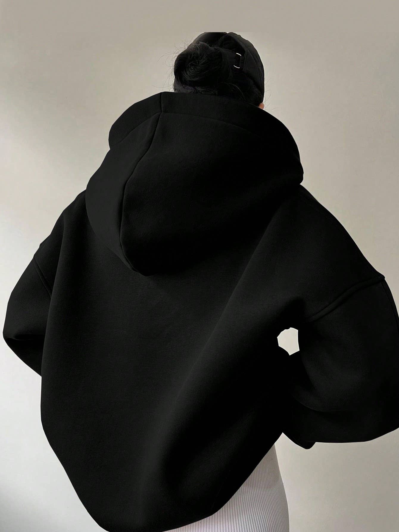 SOLID COLOR LONG SLEEVE LOOSE HOODED SWEATSHIRT