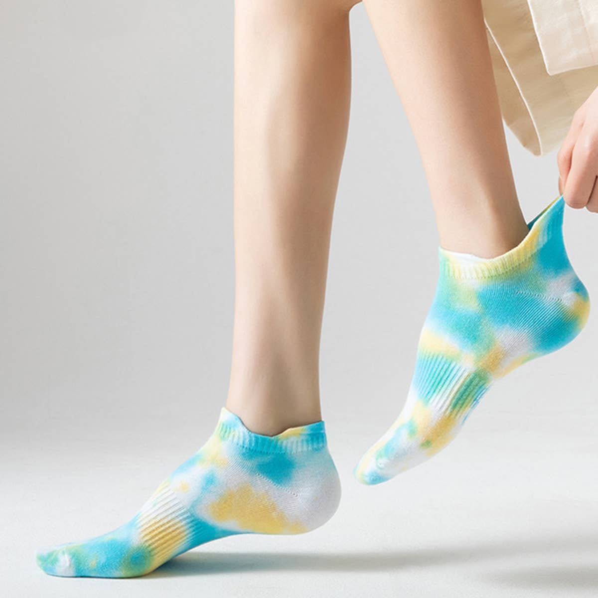 WOMEN TIE-DYE ANTI-DROP HEEL SOCKS