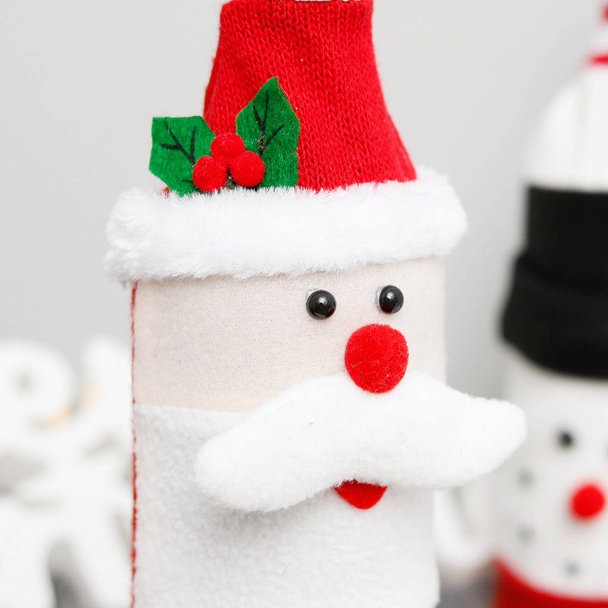 Fleece Reindeer Wine Bottle Cover Christmas_CWAJE05399