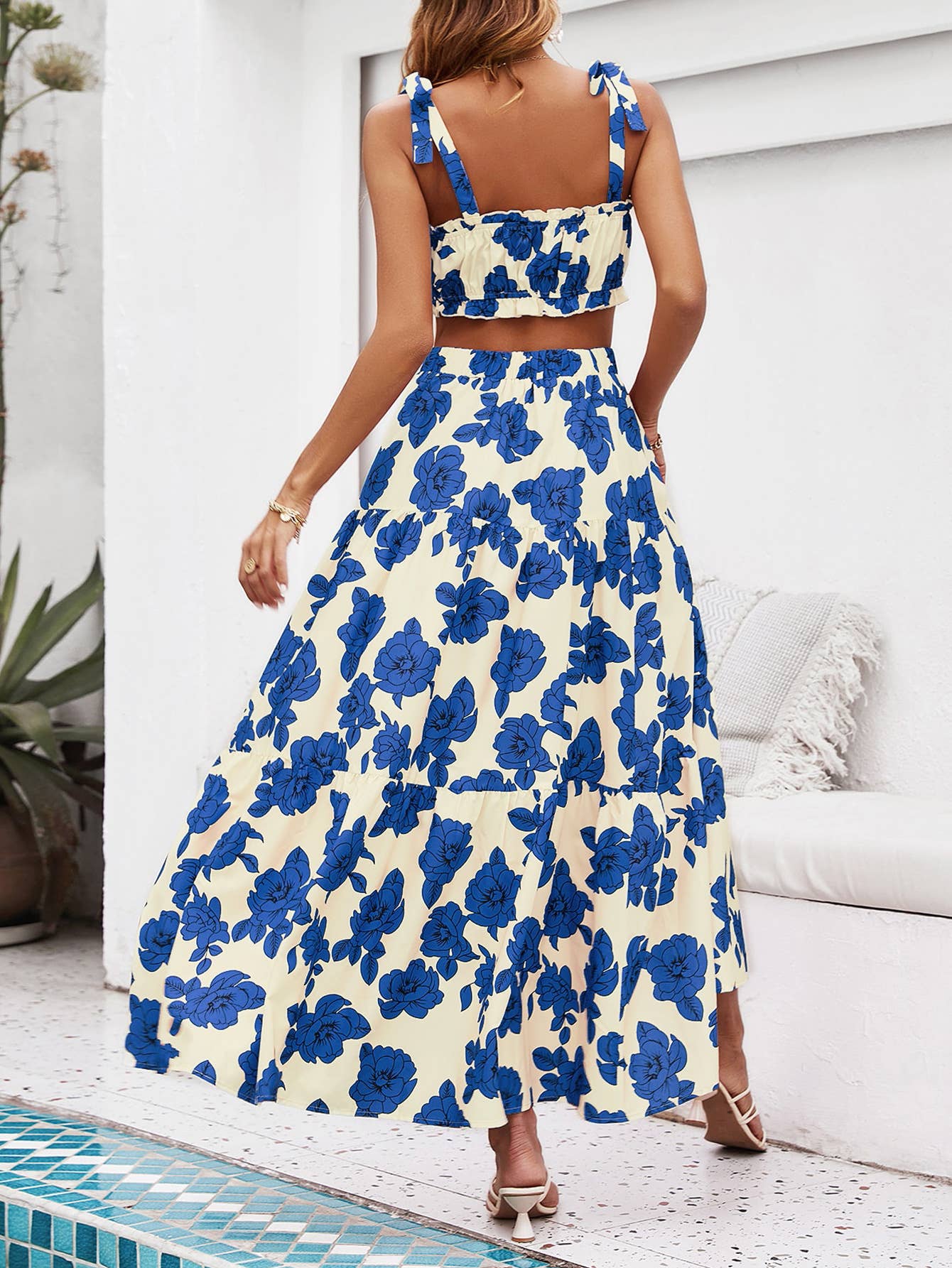 Printed sexy crop cord halter dress set
