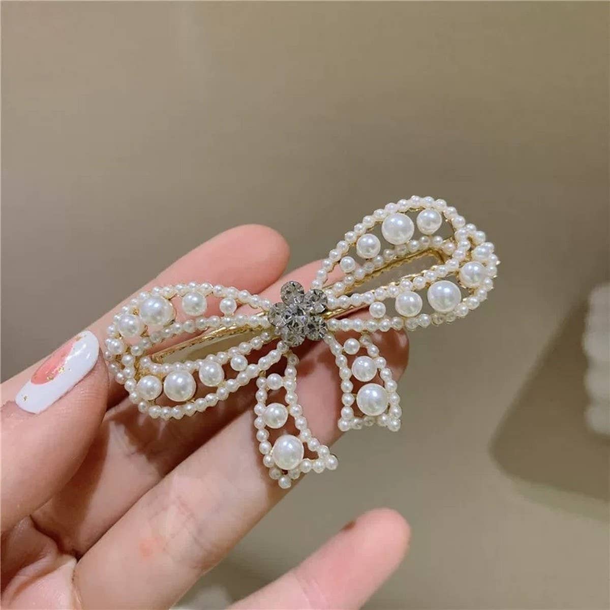 BOW PEARL HAIRPIN DUCKBILL CLIP BANGS CLIP_CWAHA4788