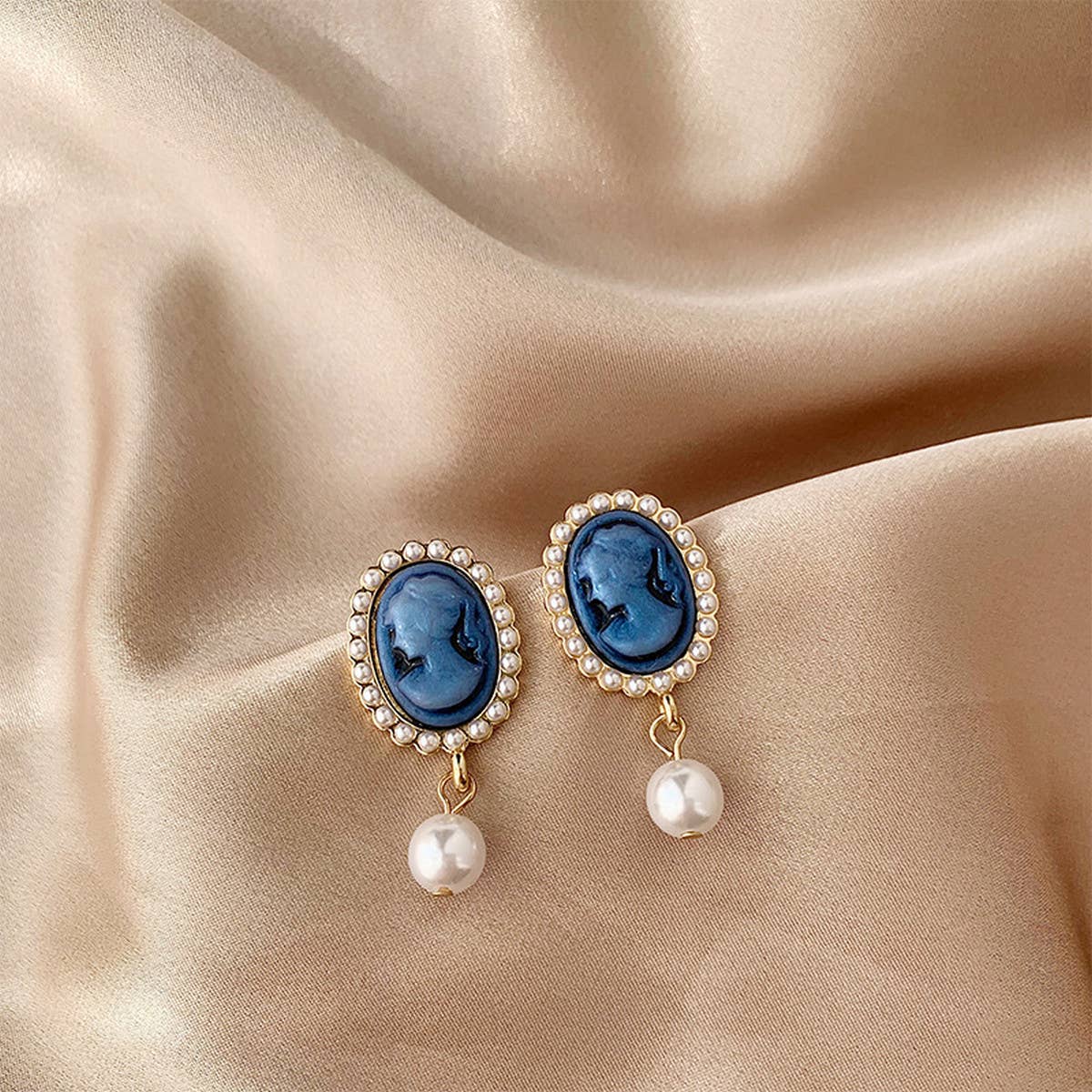 RETRO SIMPLE BLUE PEARL EARRINGS_CWAJE1634