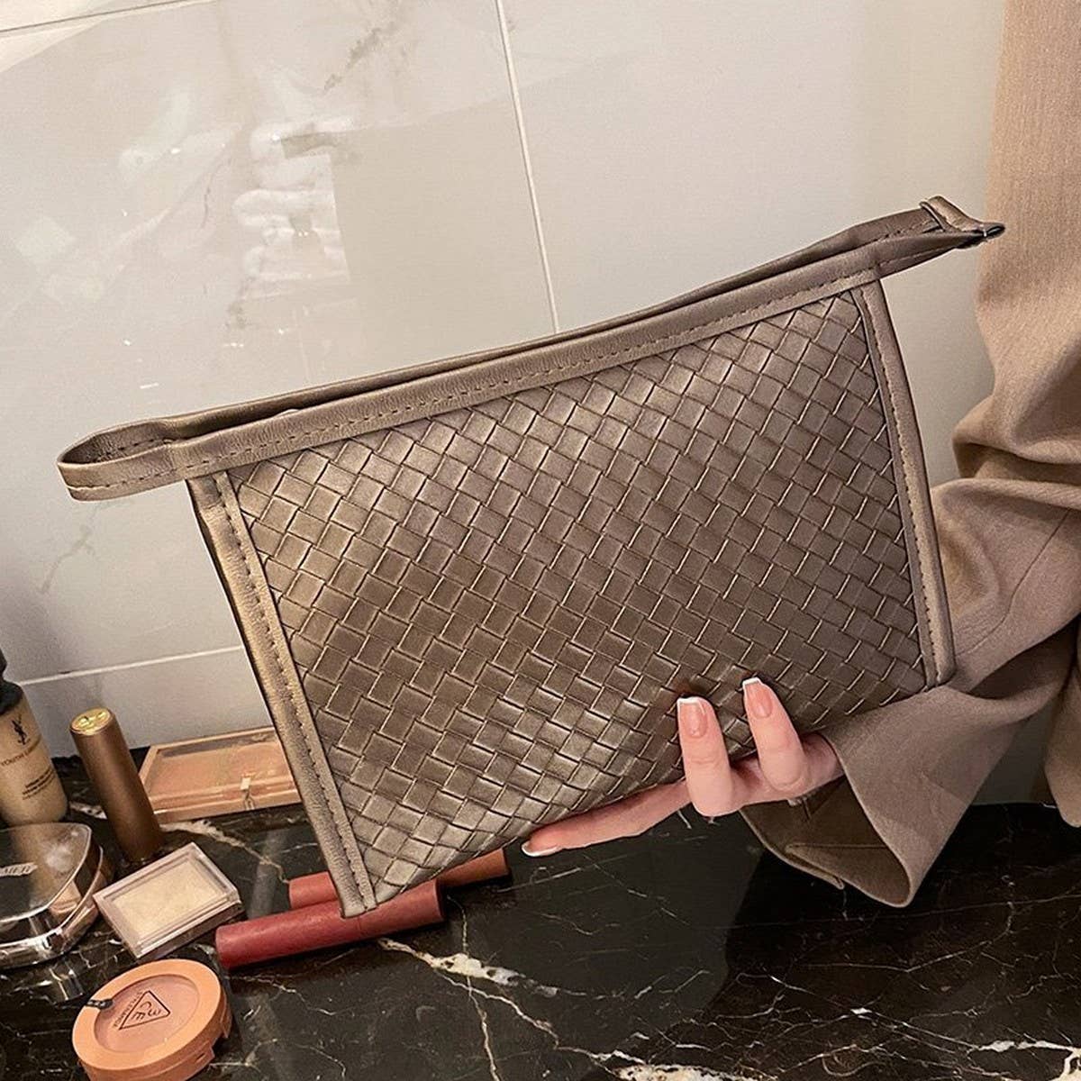 SIMPLE LARGE CAPACITY WOVEN COSMETIC BAG_CWAB4488