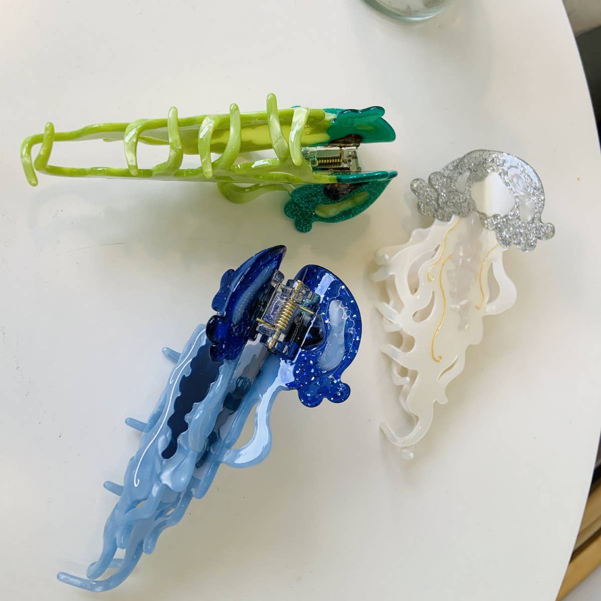 CWAHA4502_LONG TAILED PATTERNED JELLYFISH HAIR CLIP