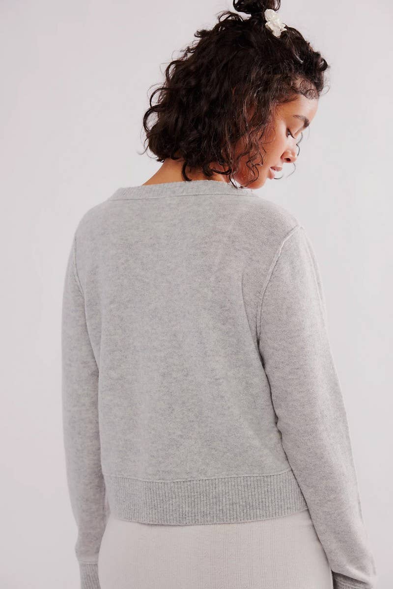 CWOCAL2220_SOLID COLOR ROUND NECK KNITTED CARDIGAN