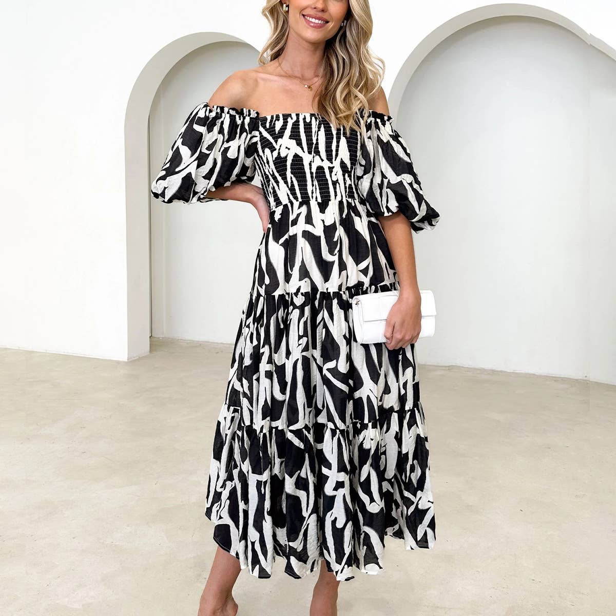 PRINT FRENCH CAKE DRESS WITH PUFF SLEEVES