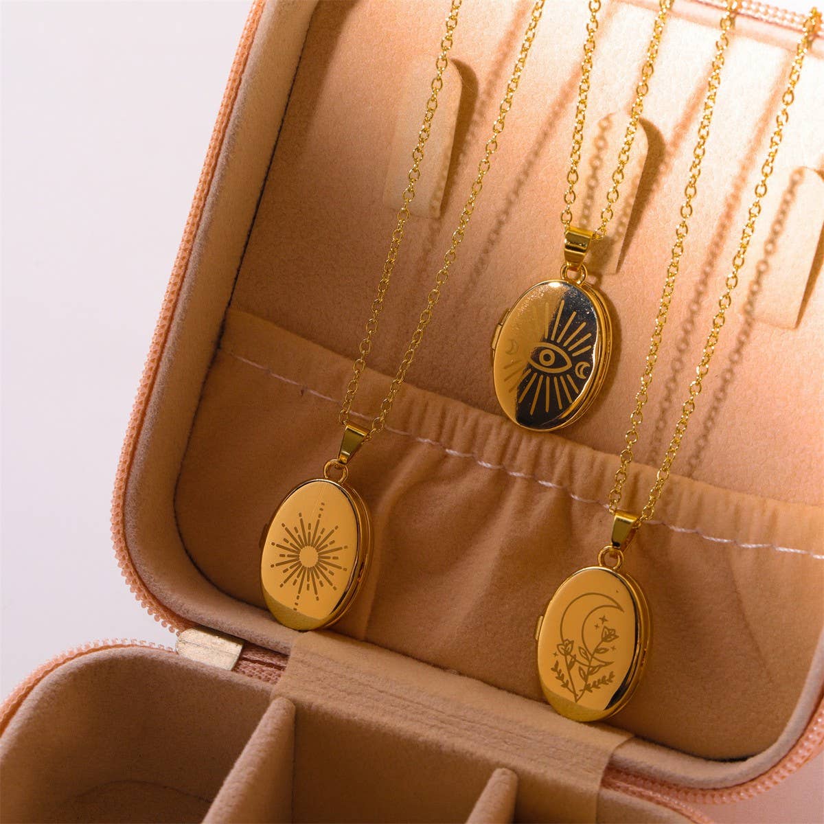 Devil's Eye Openable Photo Album Necklace