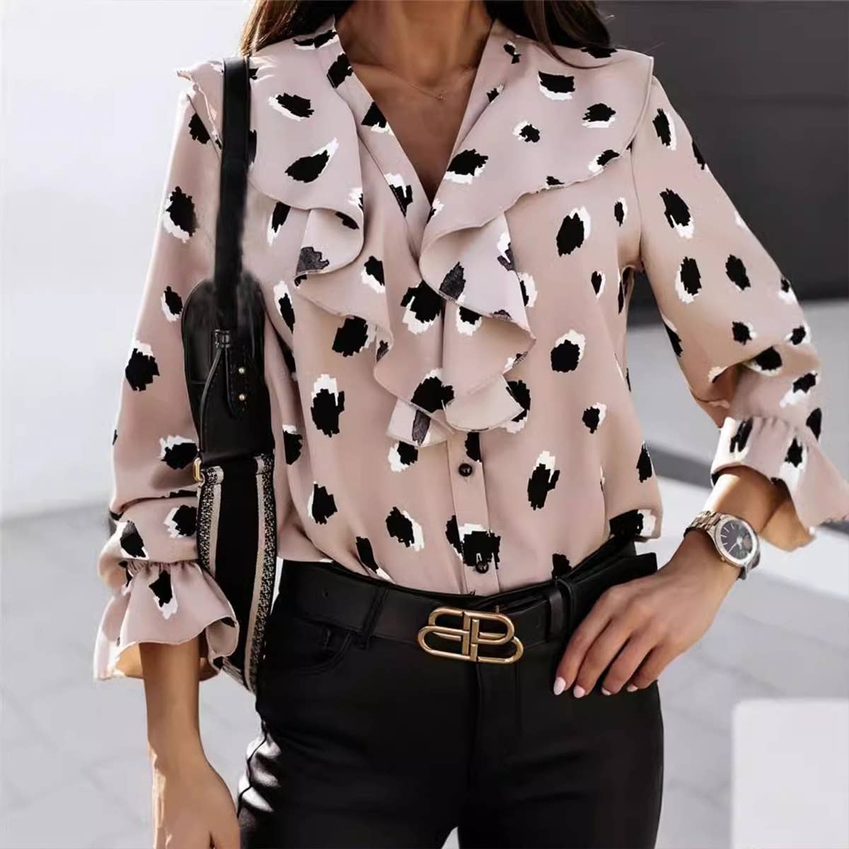 V-NECK BUTTON-DOWN LONG-SLEEVED PRINTED SHIRT