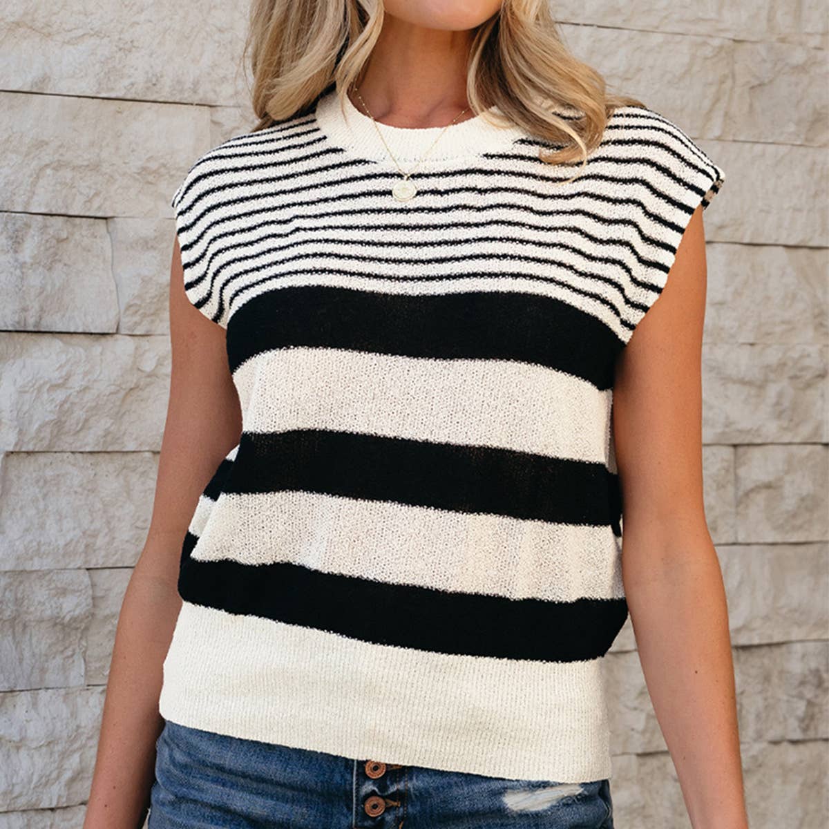Striped crew-neck sweater vest color matching