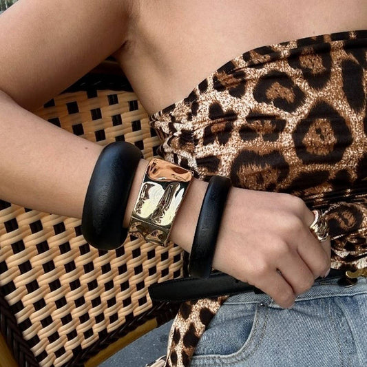 NEW METAL GEOMETRIC SMOOTH SPRING BRACELET