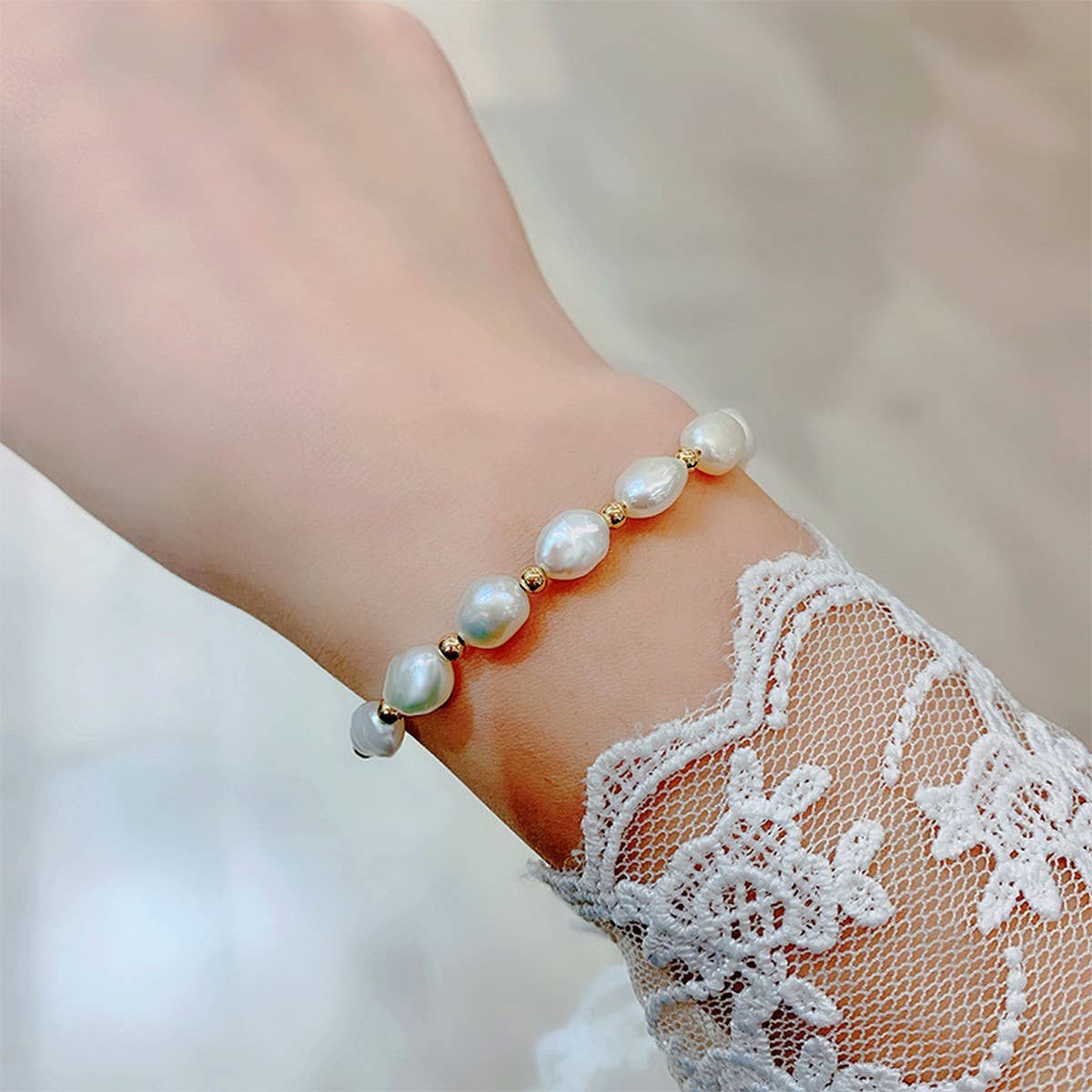 FRESHWATER PEARL SIMPLE FASHION BRACELET