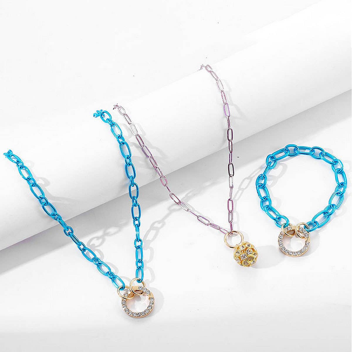 WOMEN'S STYLISH AND ELEGANT STACKING NECKLACE SET