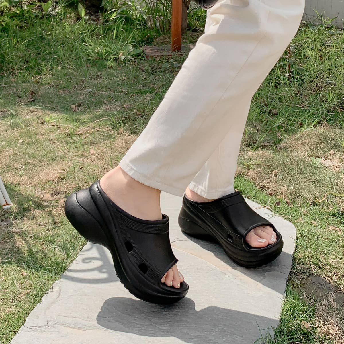 WOMEN SOFT SOLE WEDGE HEEL SANDALS