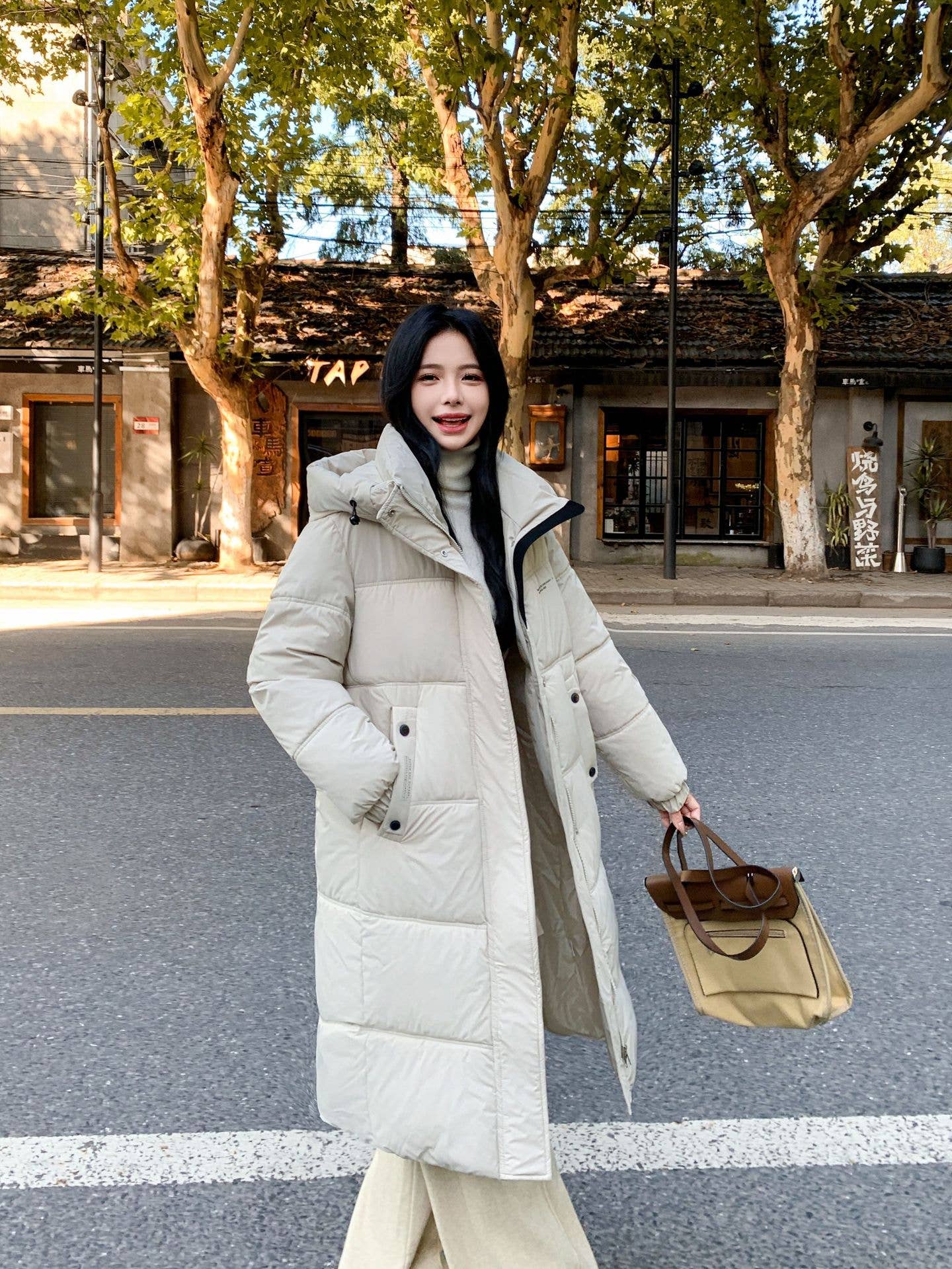 Long hooded and thickened warm padded jacket