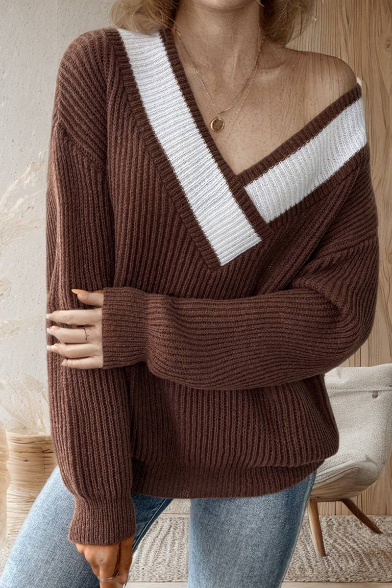 V-neck long-sleeved pullover sweater