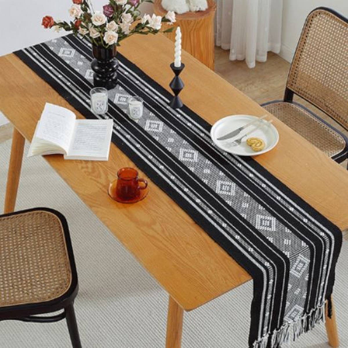 GEOMETRIC TASSEL HOLIDAY TABLE RUNNER
