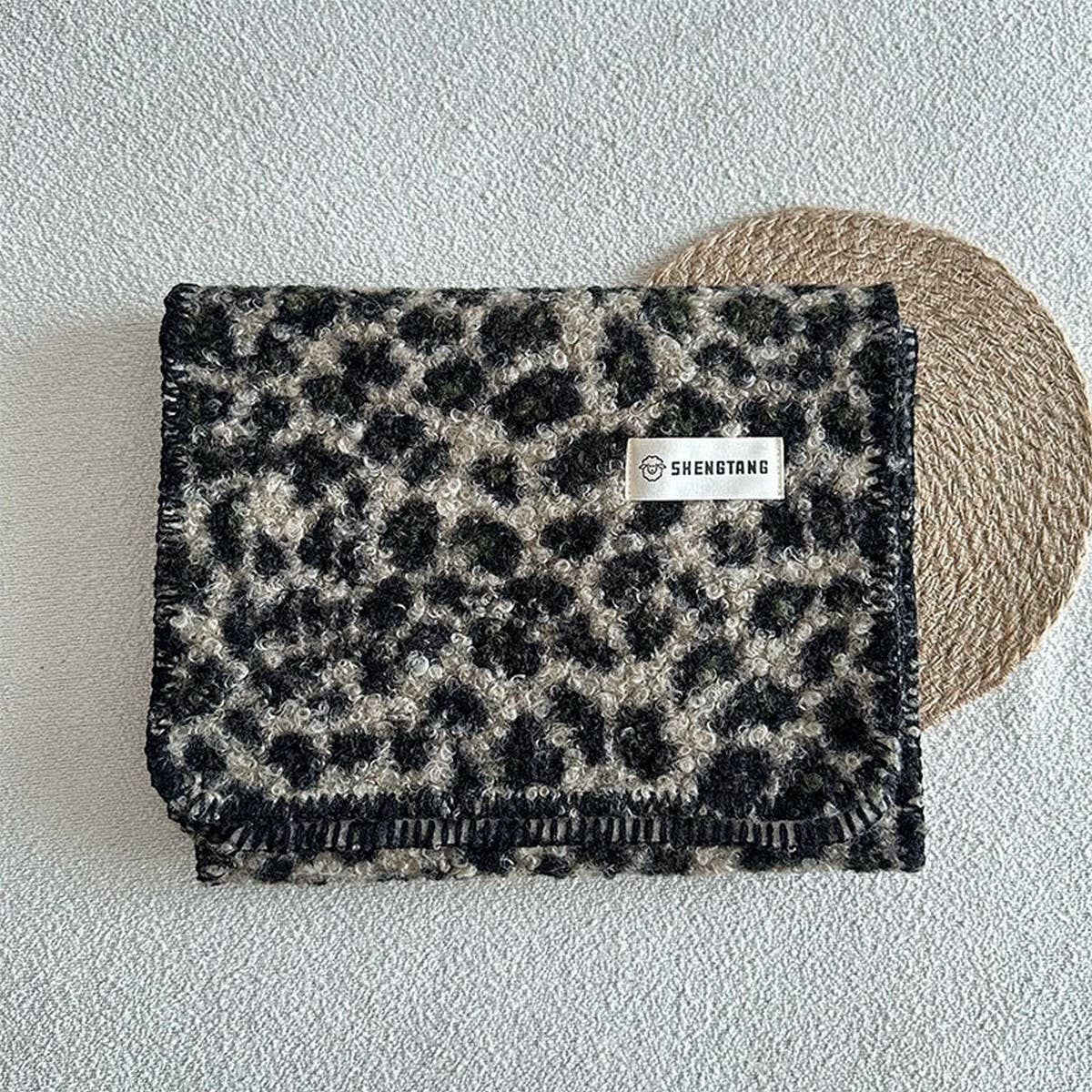 Leopard Jacquard Teddy Fleece Scarf ? Warm