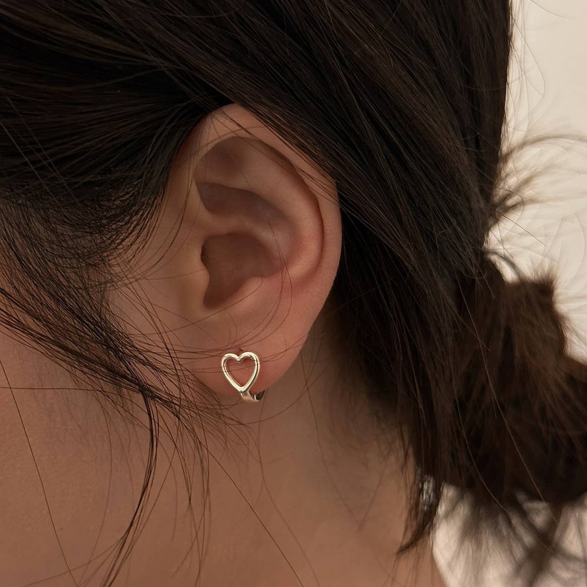 VALENTINE'S DAY SIMPLE HOLLOW HEART EARRINGS