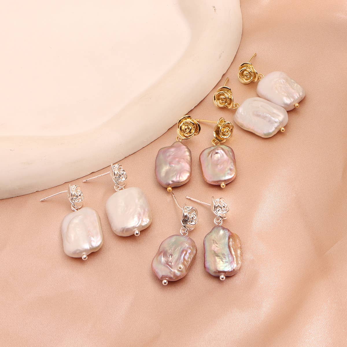 Versatile retro pearl Baroque stud earrings