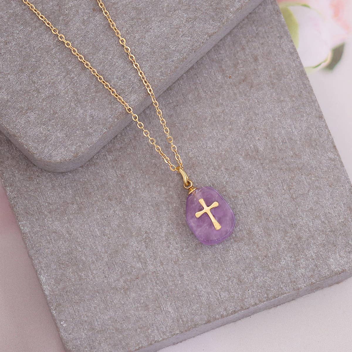 WOMEN NATURAL STONE CROSS NECKLACE