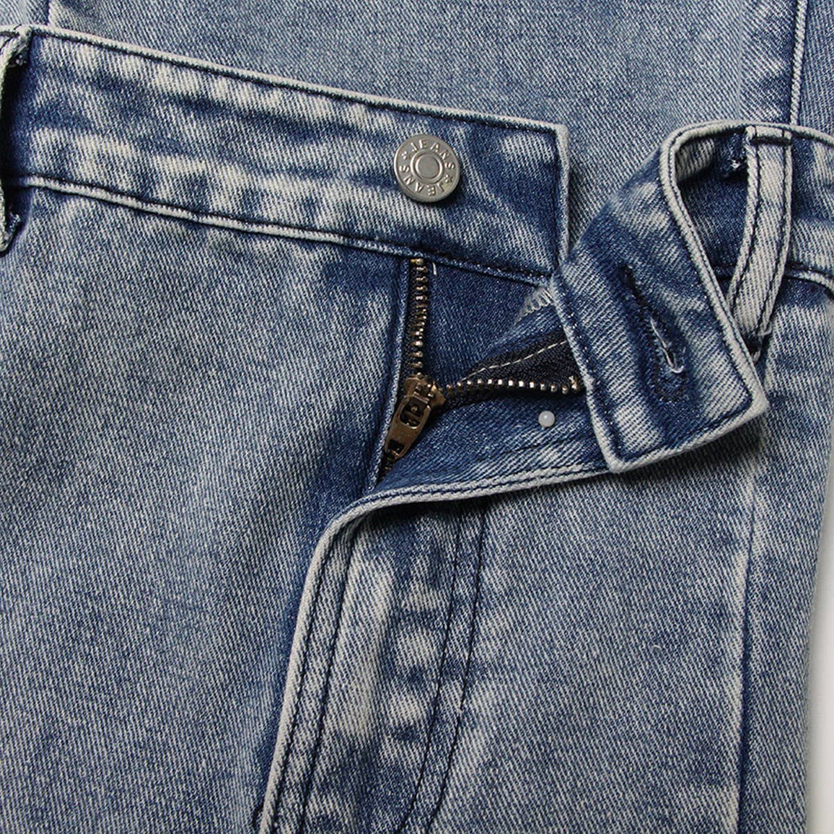 WOMENS PATCHWORK KNEE EXPOSED STRAIGHT LEG JEANS