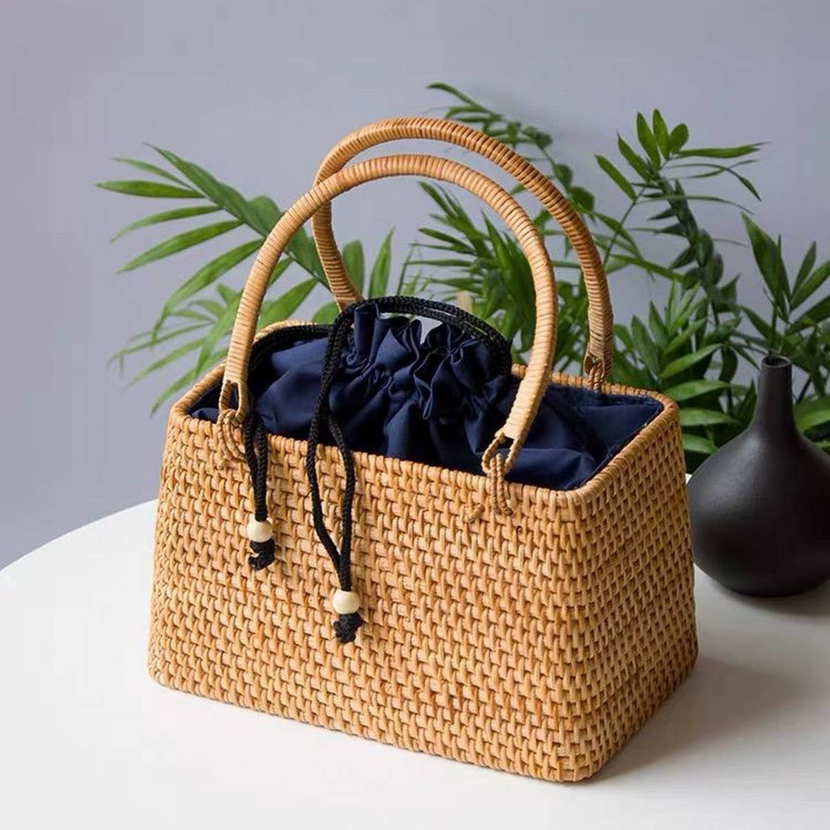 HANDMADE RATTAN BASKET SHELL STORAGE HANDBAG