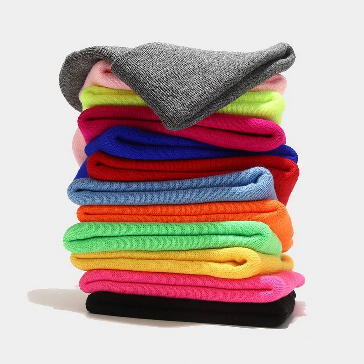 SOLID COLOR KNITTED HAT WITH CUFFS_CWAH1578