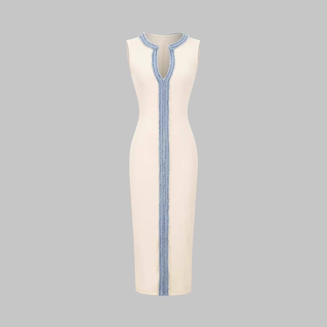 Knitted fine-textured sleeveless V-neck dress